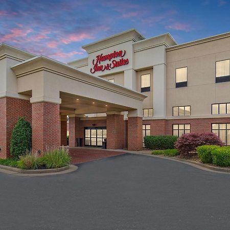 Hampton Inn & Suites Мэдисонвилл Экстерьер фото